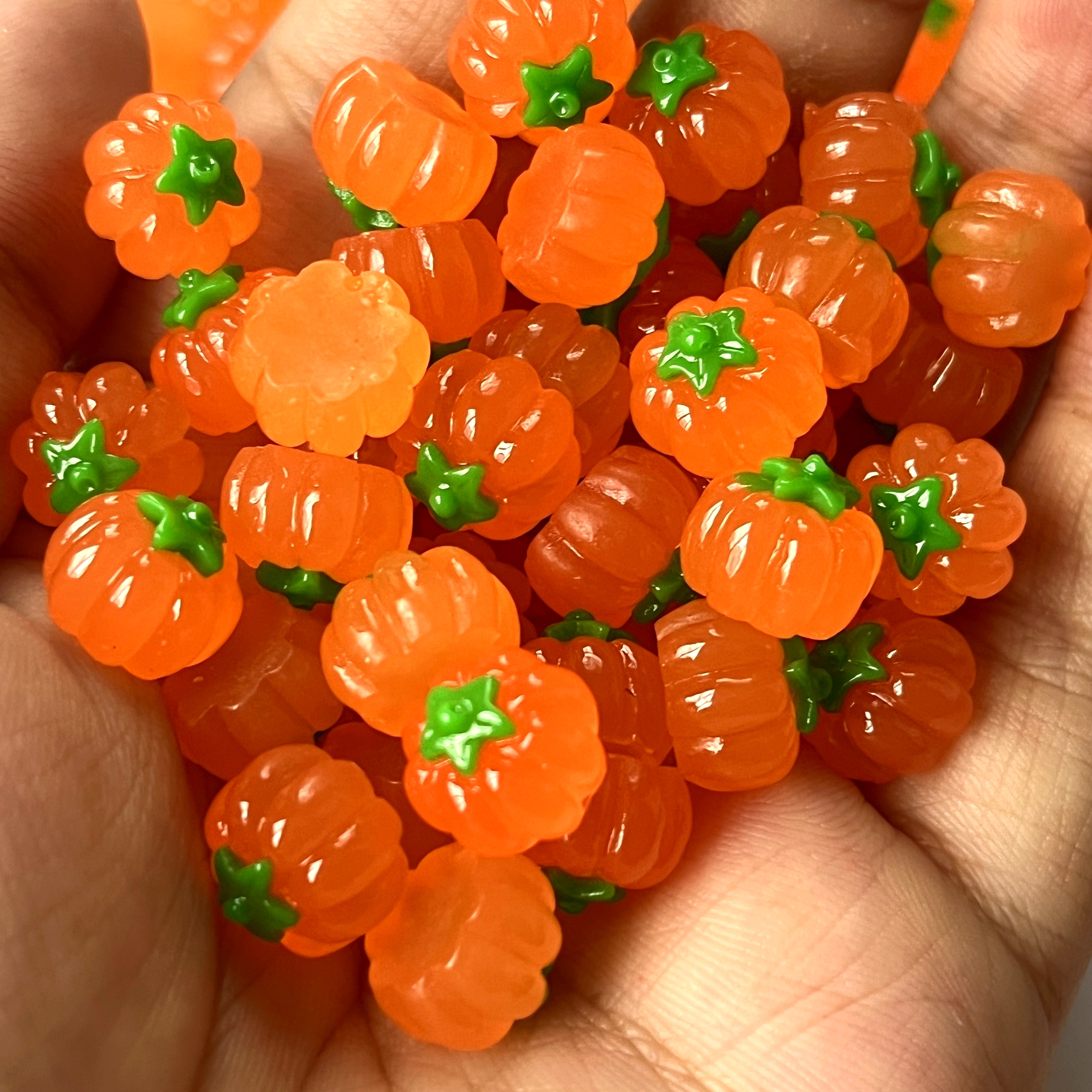 10 Mini Pumpkin Resin Accessor - огляд і ціна Resin Art Workshop